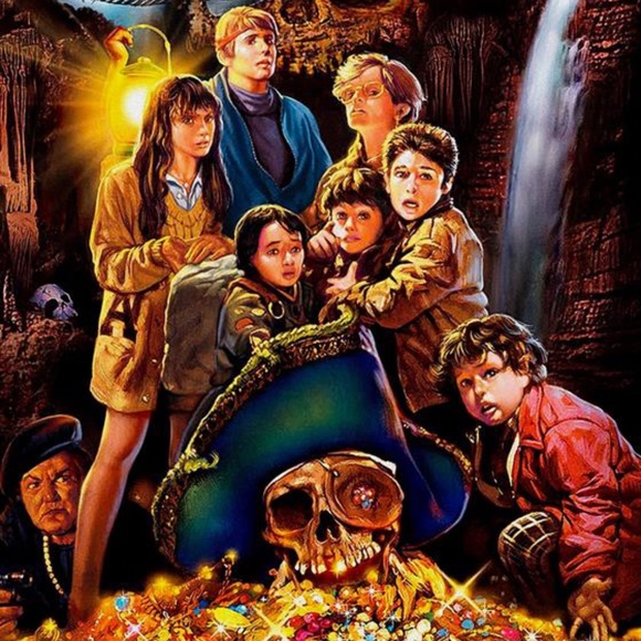 ✨4/$35✨ The Goonies Widescreen DVD - Picture 5 of 10